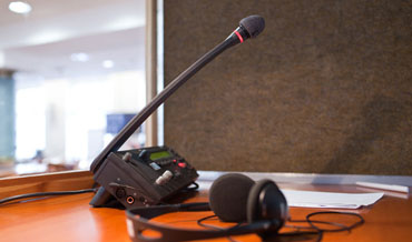 Simultaneous interpreting